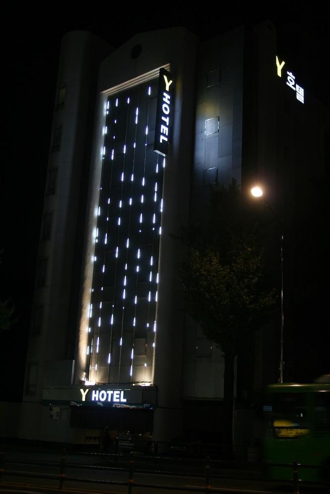La Villa Hotel Seoel Buitenkant foto